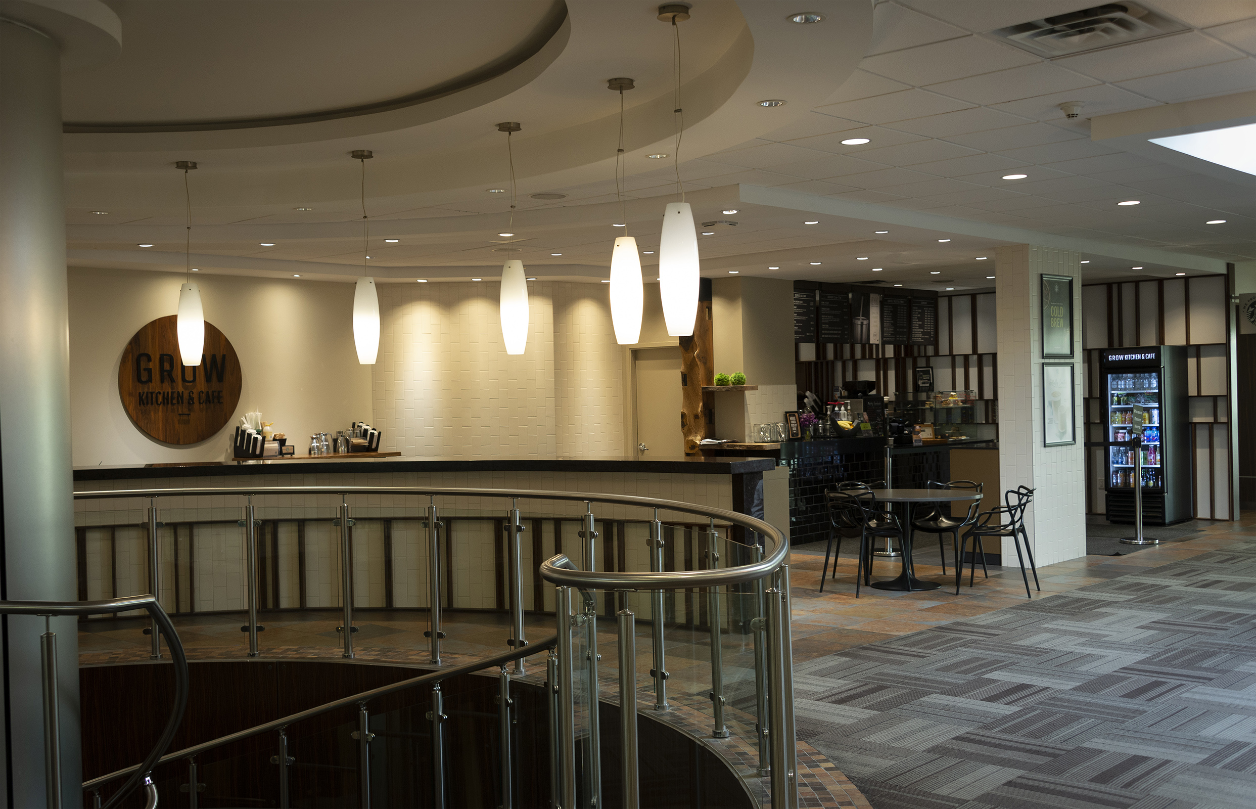 grow kitchen & café