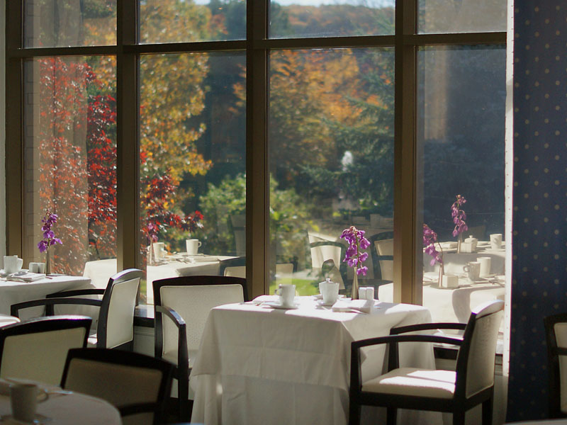 dining at White Oaks